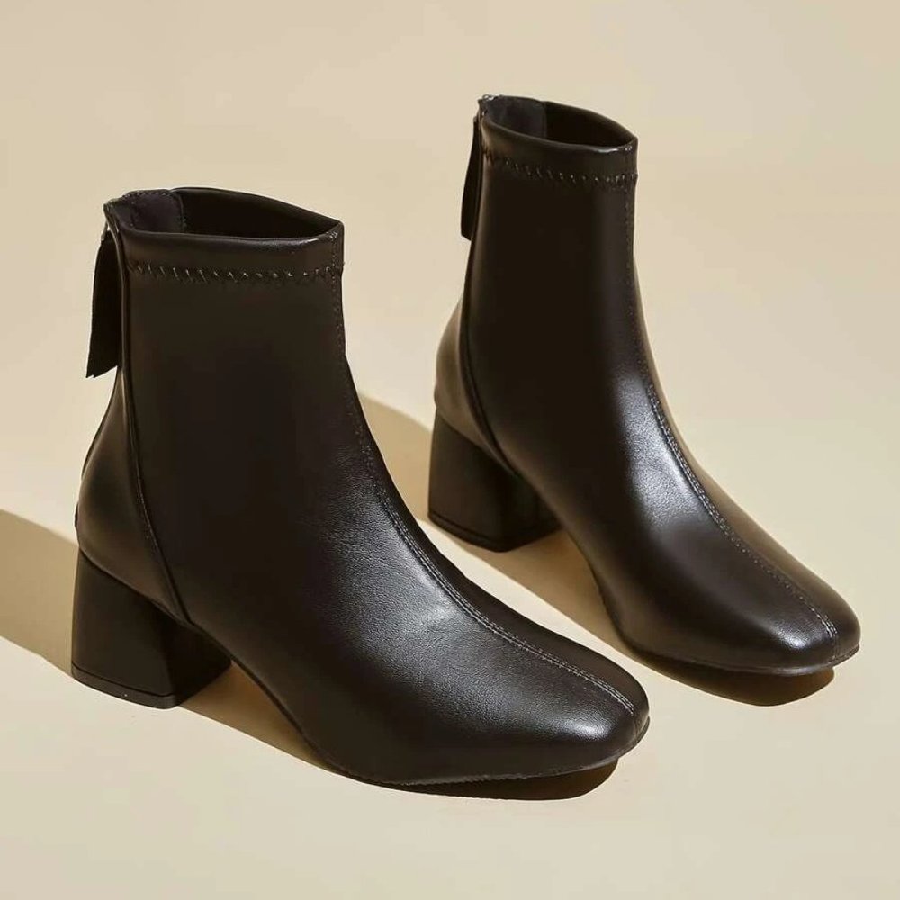 Square Toe Back Zip Classic Boots